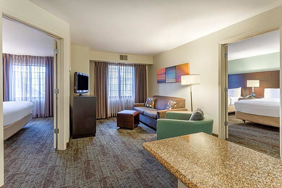 Staybridge Suites Davenport By IHG