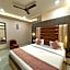 Goroomgo Akay guest house Varanasi 3km from Kashi Vishwanath Temple