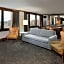 DoubleTree By Hilton Chicago - Oak Brook