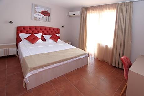 Queen Room with Sea View