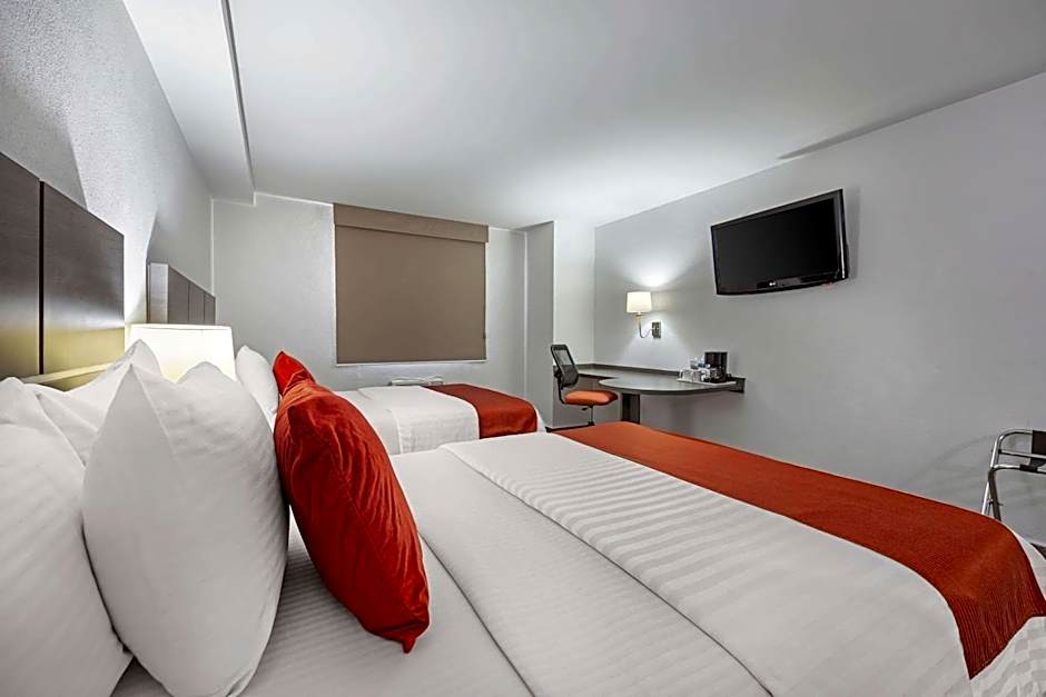 BeWow Hotel Querétaro