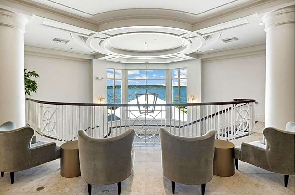 Woodmark Hotel & Still Spa
