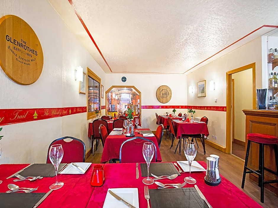 OYO Eastbank Hotel, Speyside Scotland