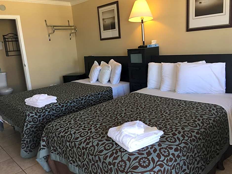 Boardwalk Hotel Charlee & Apartments Beach Hotel Oceanfront