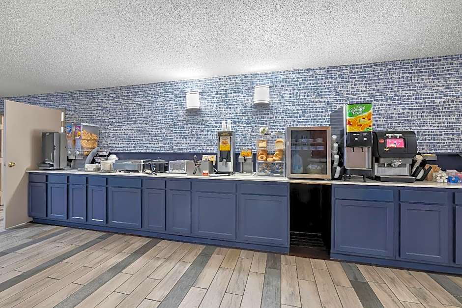 AmericInn by Wyndham Columbus Wisconsin