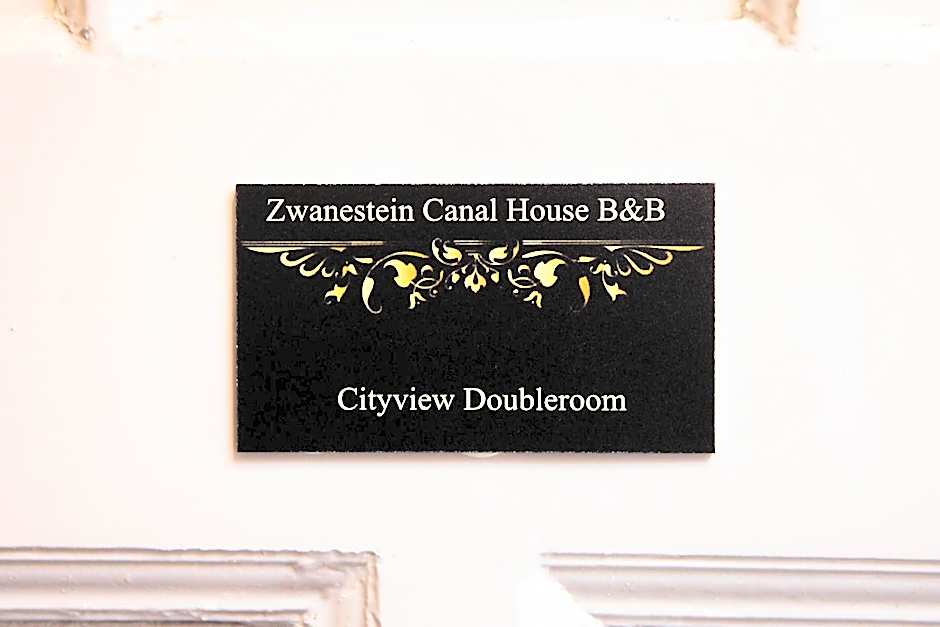 Zwanestein Canal House