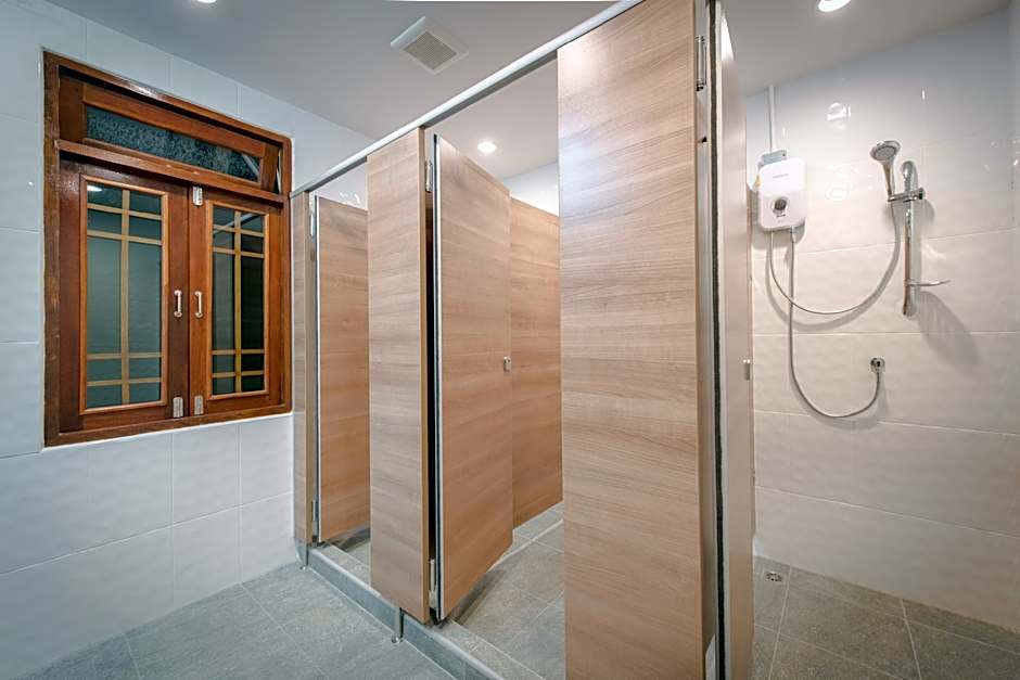 Tiny Taladnoi Hostel