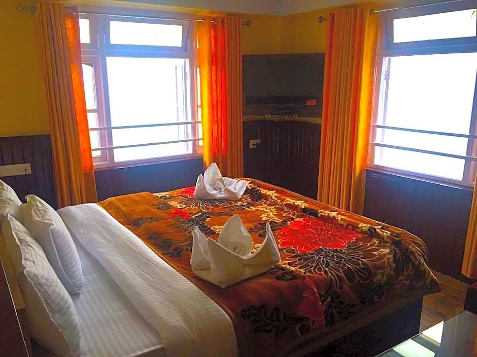 Hotel Golden Sunrise & Spa
