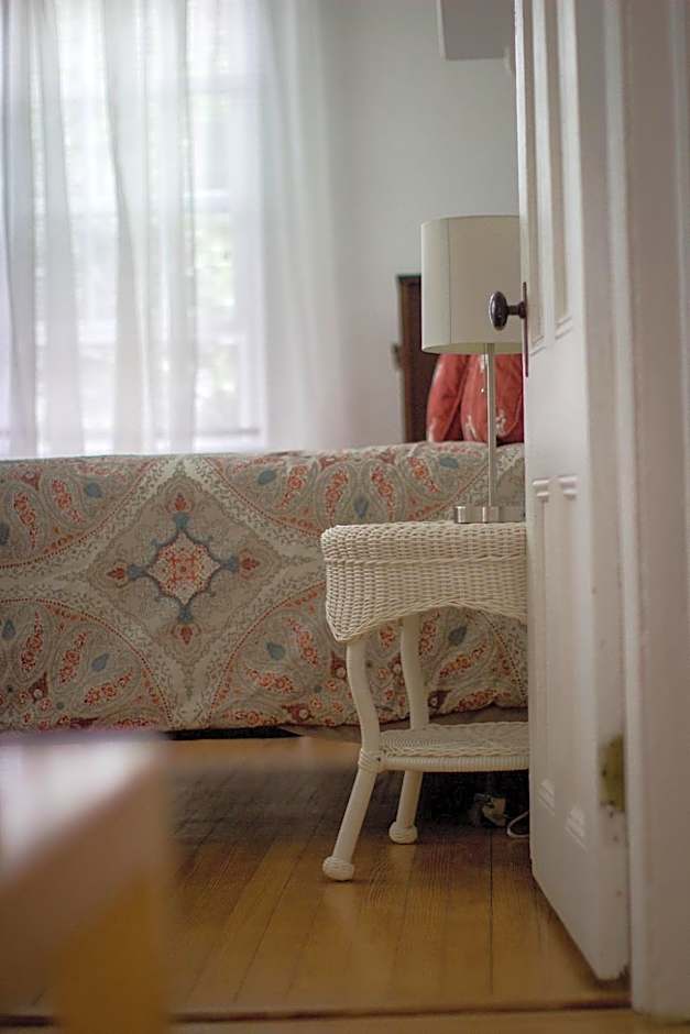 Historic White Blossom House