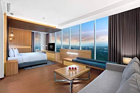 SUITE ROOM