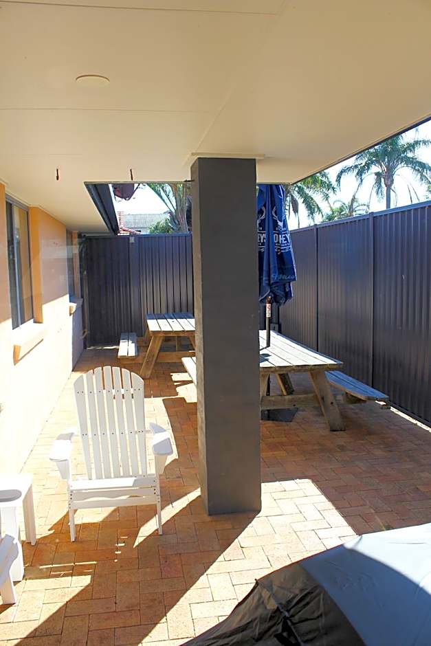 Yamba Twin Pines Motel