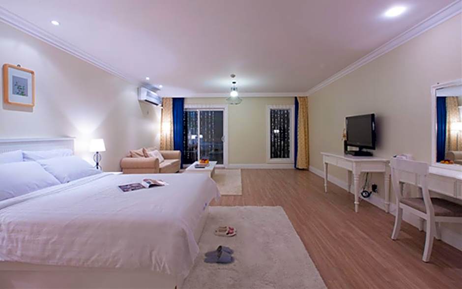 Yangyang Golden Bay Pension