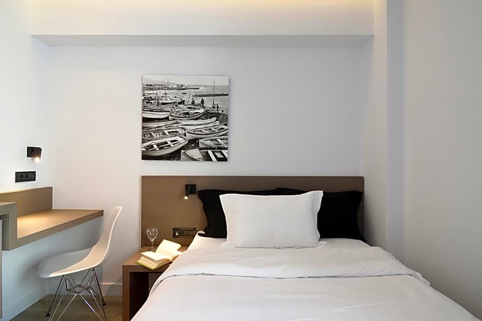 Poseidon Athens Hotel