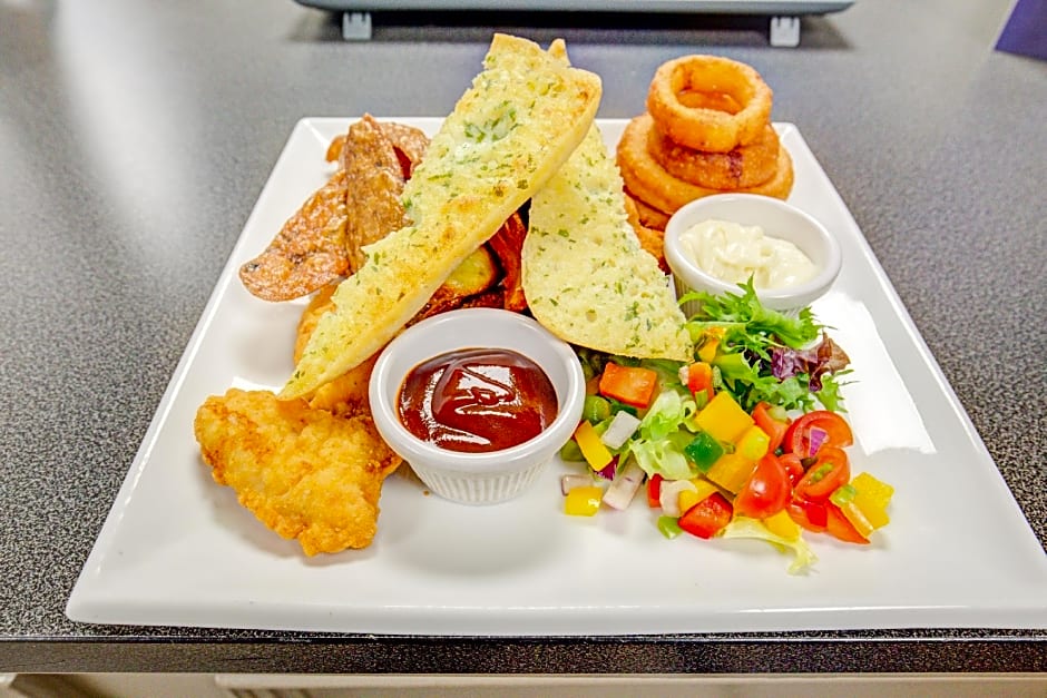 OYO Lomond Park Hotel