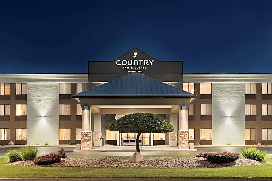 Country Inn & Suites by Radisson, Mt. Pleasant-Racine West, WI