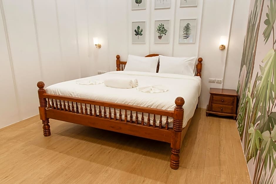 Bania Boutique House