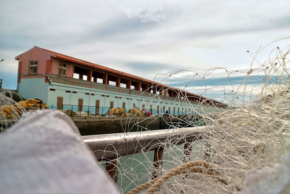 CHO Stay Capsule Hotel (Taoyuan Airport T2)