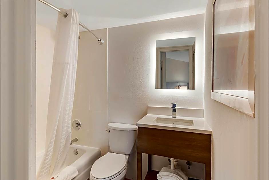 Comfort Inn & Suites Ormond Beach Oceanfront