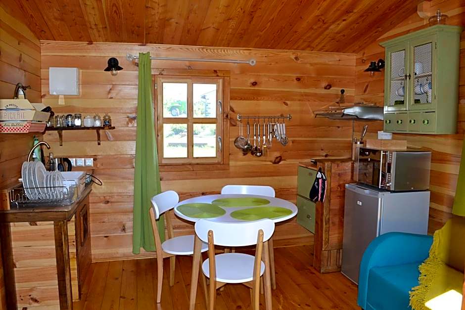 Photo 1 of 5 of 1 Bedroom Chalet
