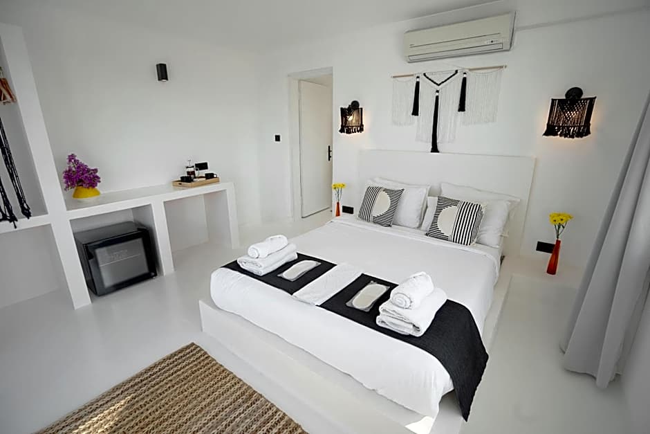 Çamlık 87 Hotel Ayvalık