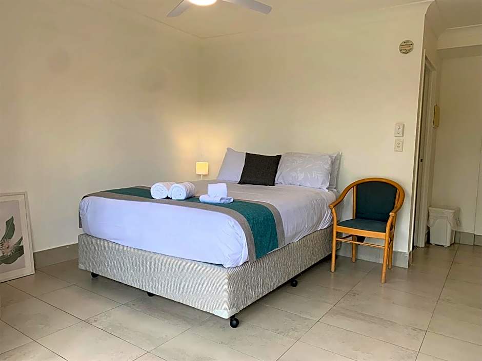 Broadwater Keys Holiday Apartments