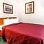 Quality Inn & Suites Bremerton near Naval Shipyard