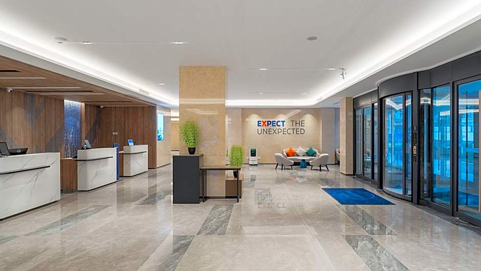 Holiday Inn Express Qingdao Shibei By IHG