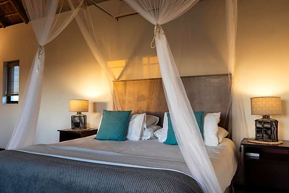 Draaihoek Lodge & Restaurant