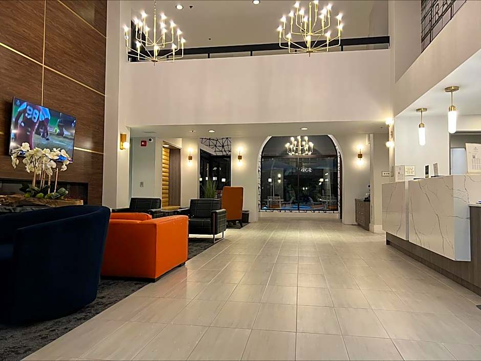 La Quinta Inn & Suites by Wyndham San Francisco Airport West
