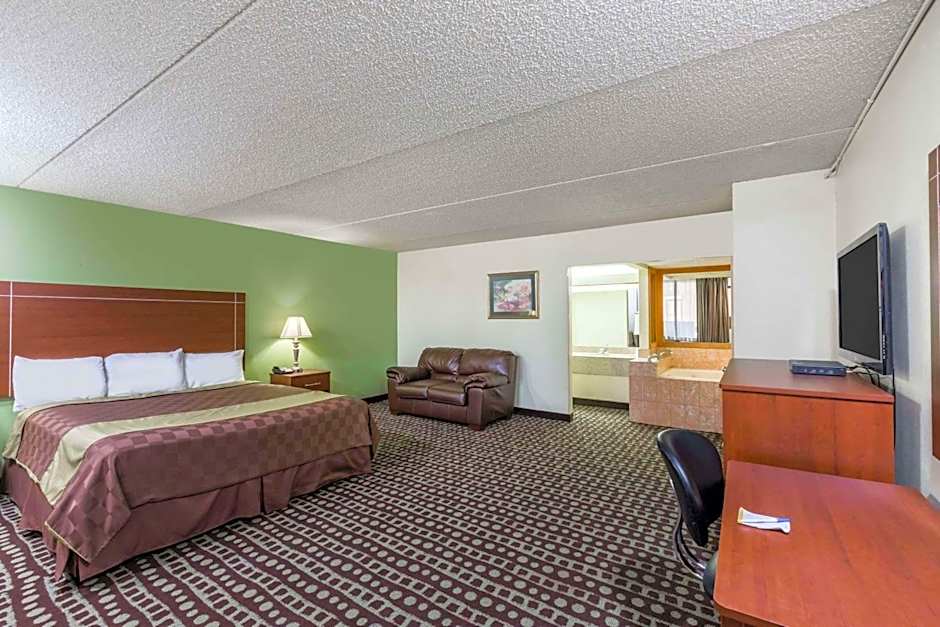 Days Inn by Wyndham Midland