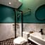 Carnarvon Suites