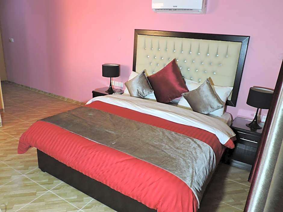Valentine Inn Luxury