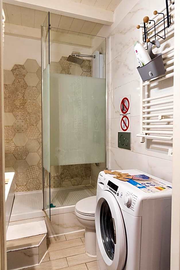 Merulana Suite Apartment