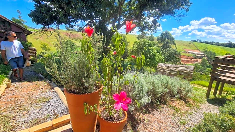 Chalé Vilarejo - Vila Monte Cunha