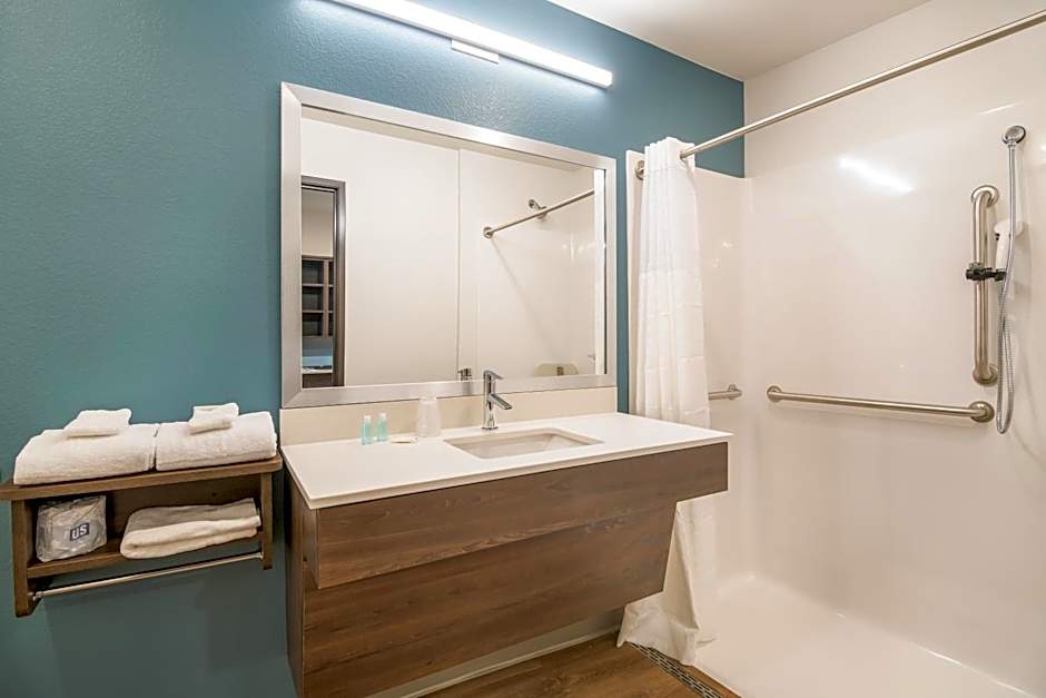 WoodSpring Suites Broomfield-Westminster