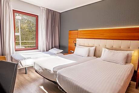 Deluxe Double Room with Extra Bed