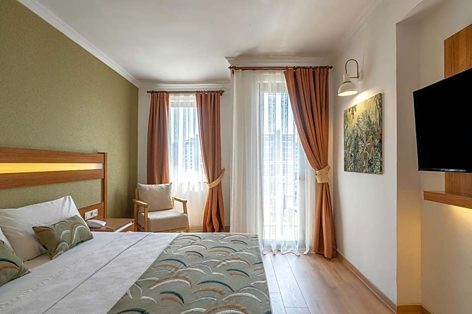 La Brisa Hotel