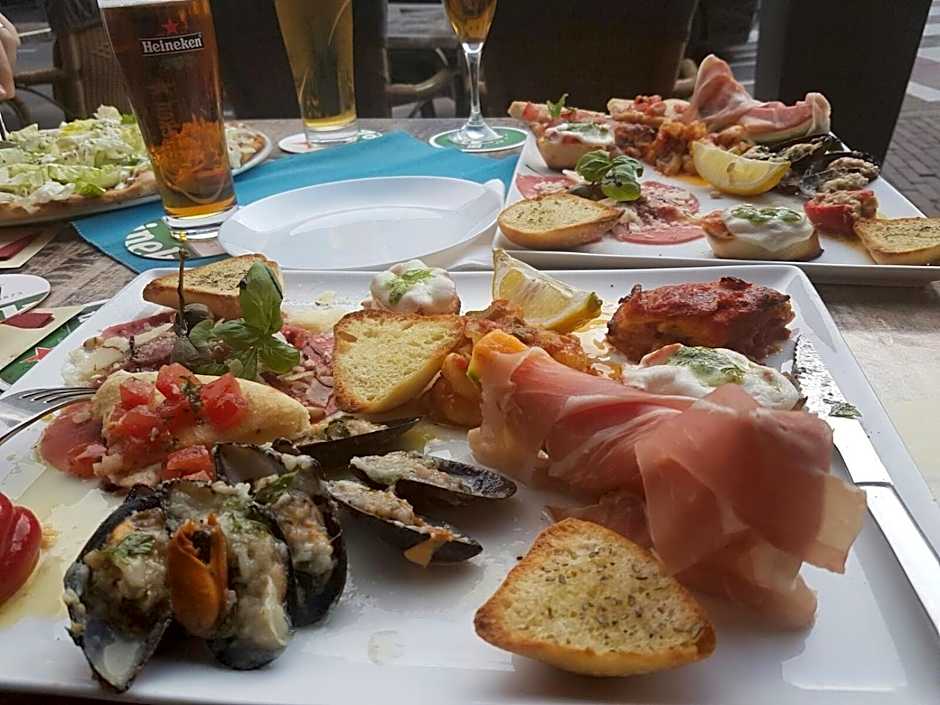 Hotel Restaurant La Piazza