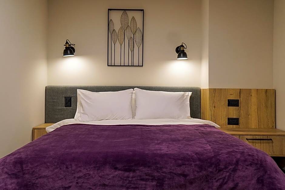 Apartique Hotel