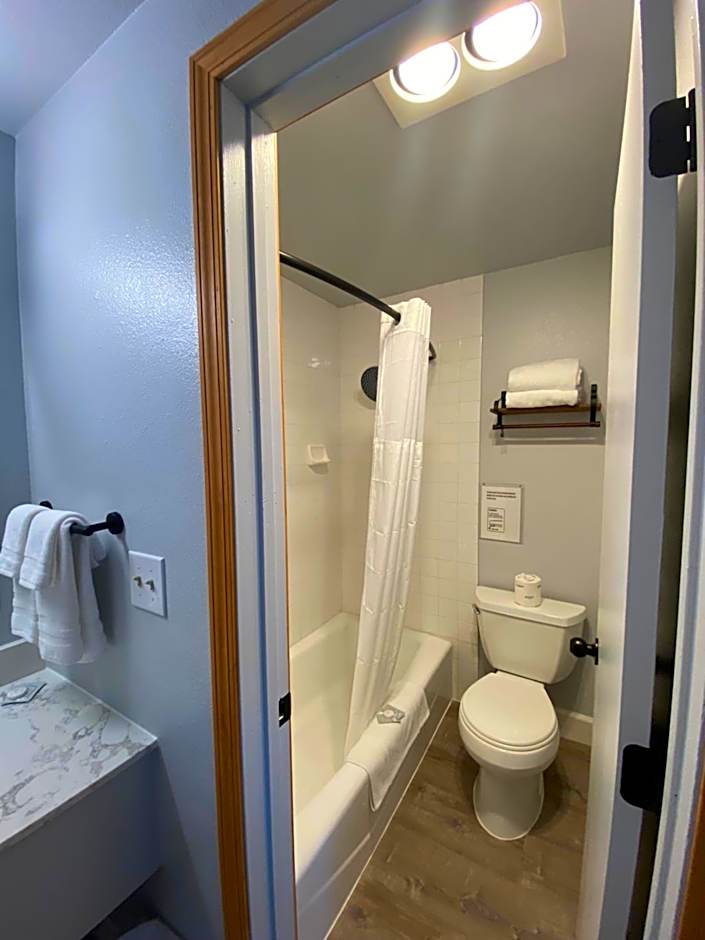 Aircrest Motel