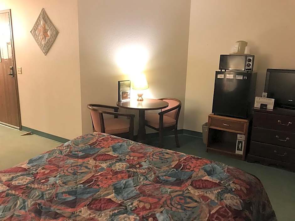 Country Lodge Inn