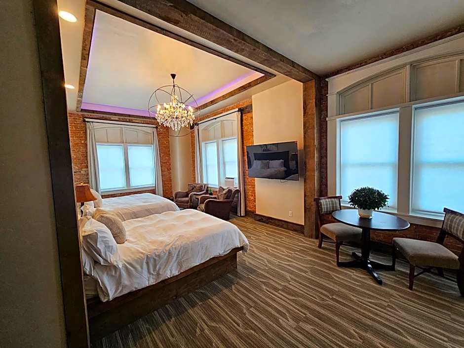 Eaglescape Suites and Event Center