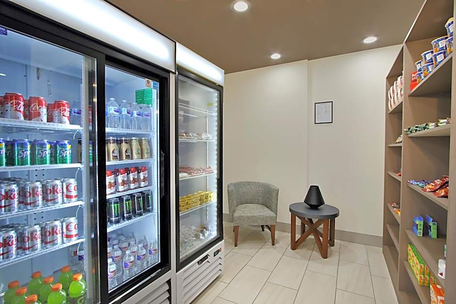 Holiday Inn Express & Suites Brookshire - Katy Freeway By IHG