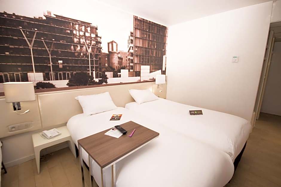 Ibis Styles Paris Tolbiac Bibliotheque