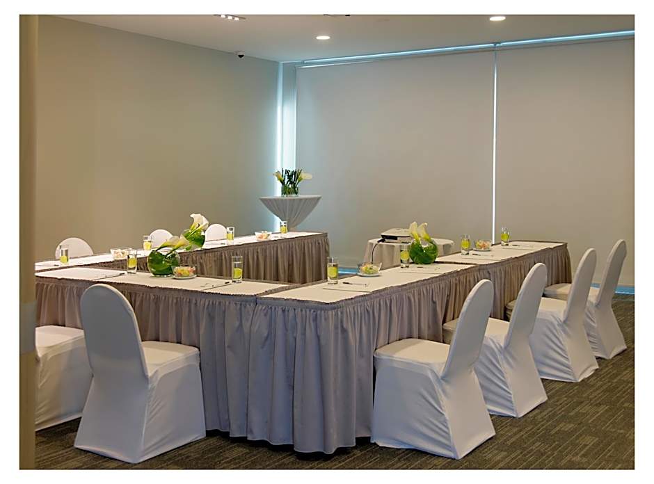 Casa Grande Suites