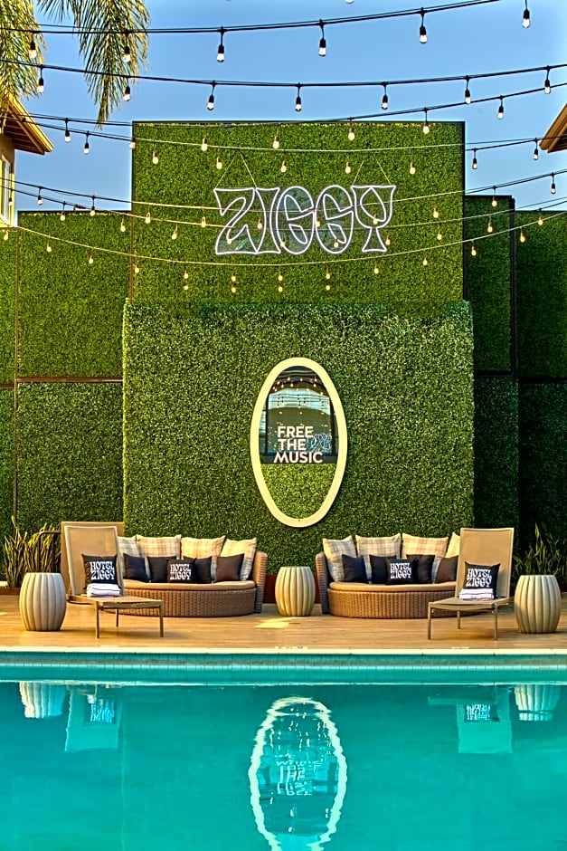 Hotel Ziggy Los Angeles