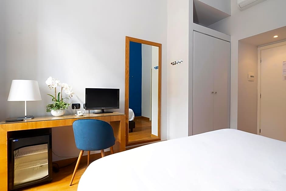 Sky Blue Place Rome