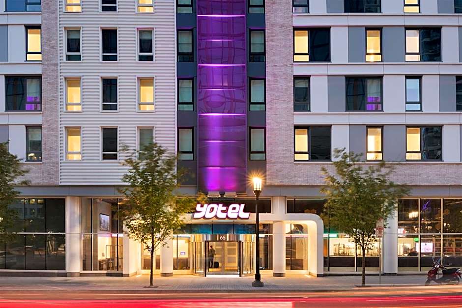YOTEL Boston