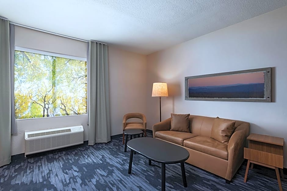 Fairfield by Marriott Inn & Suites Hillsboro