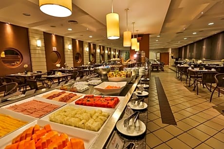 Bourbon Santos Convention Hotel